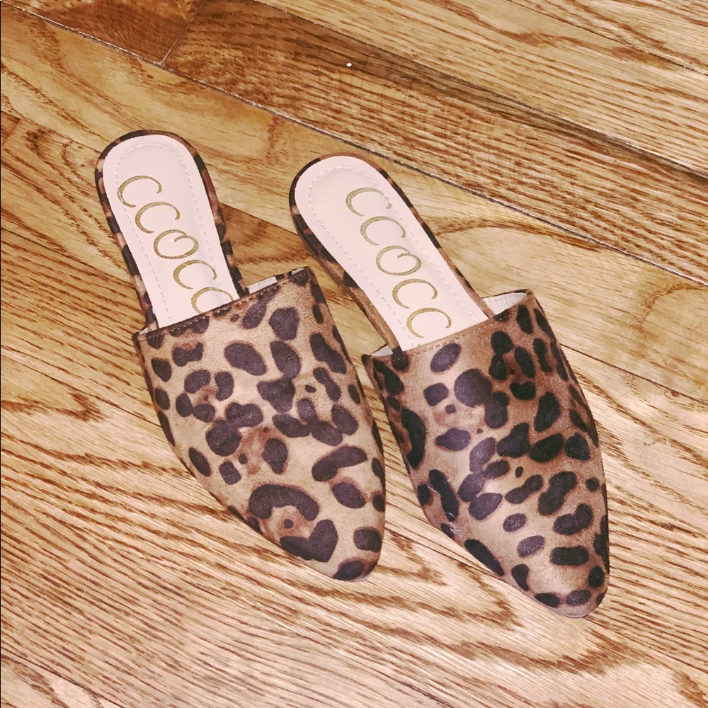 Leopard Mule Flats